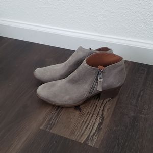 Ankle boots